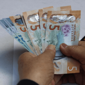 Counterfeit $5 AUD Bills